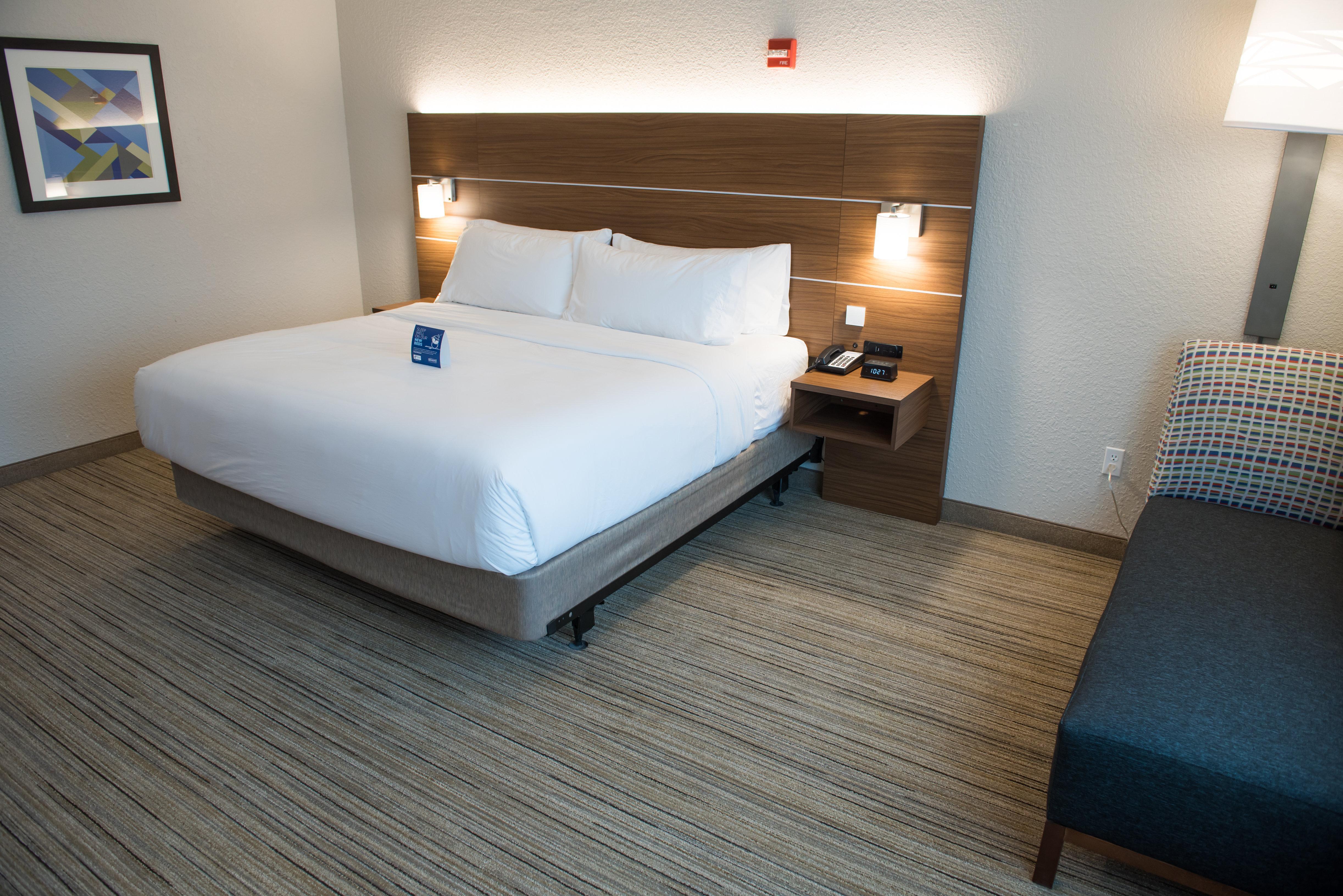 Holiday Inn Express & Suites - Dayton Southwest By Ihg Экстерьер фото