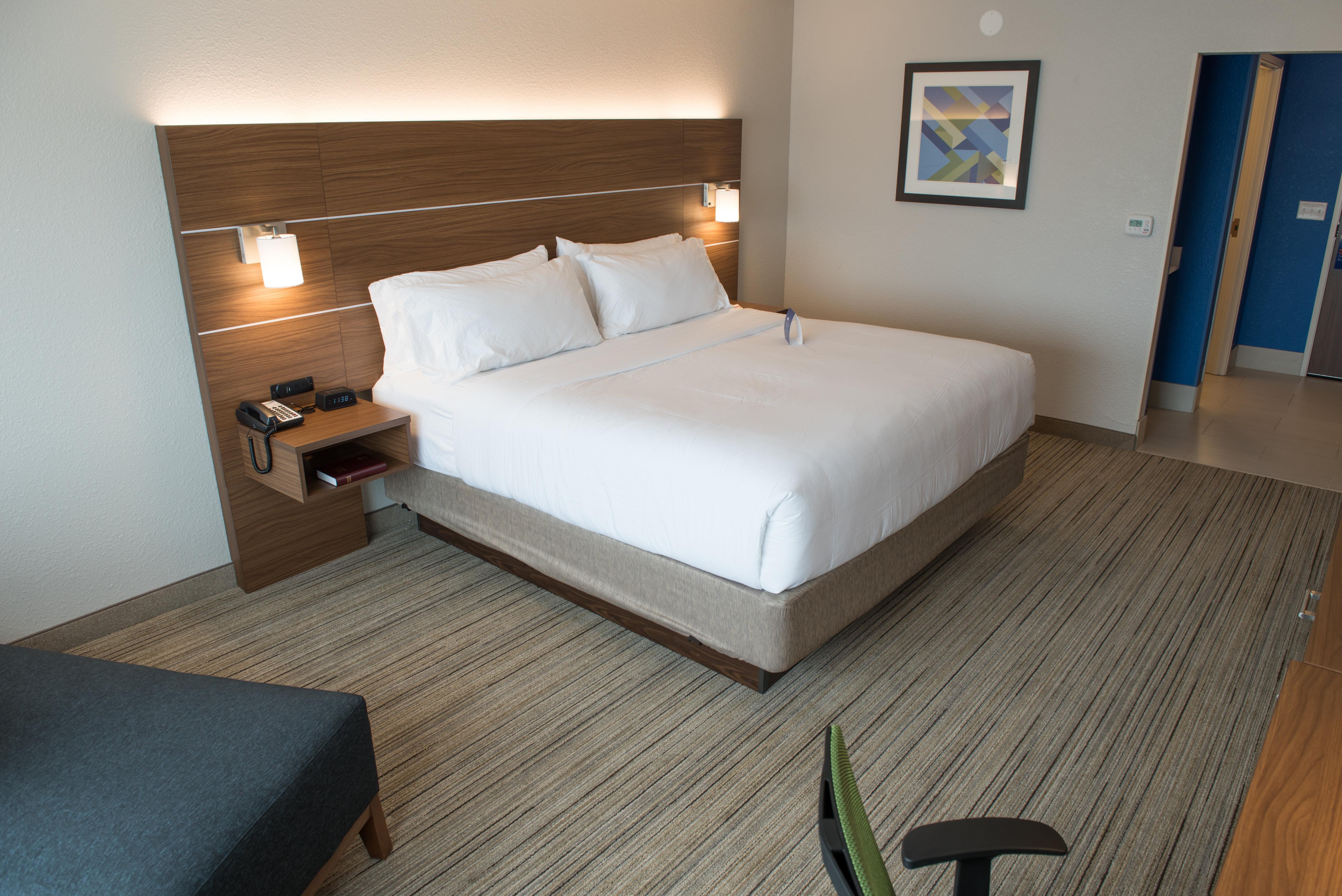Holiday Inn Express & Suites - Dayton Southwest By Ihg Экстерьер фото