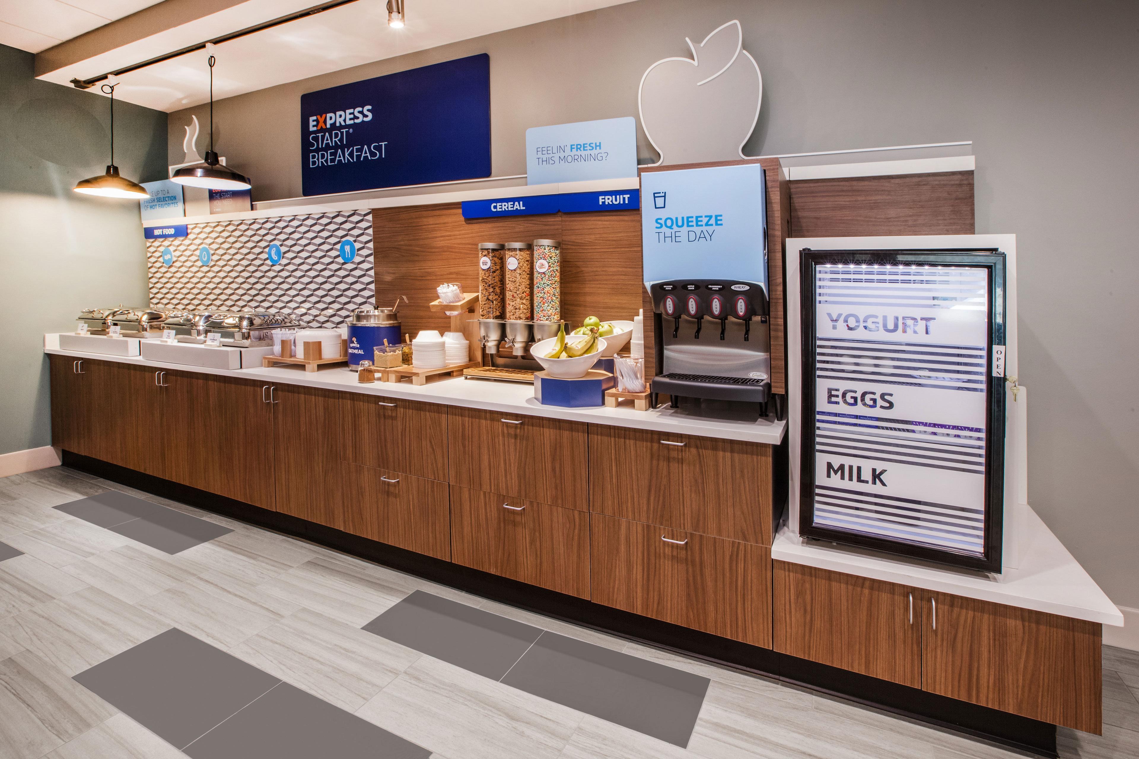 Holiday Inn Express & Suites - Dayton Southwest By Ihg Экстерьер фото