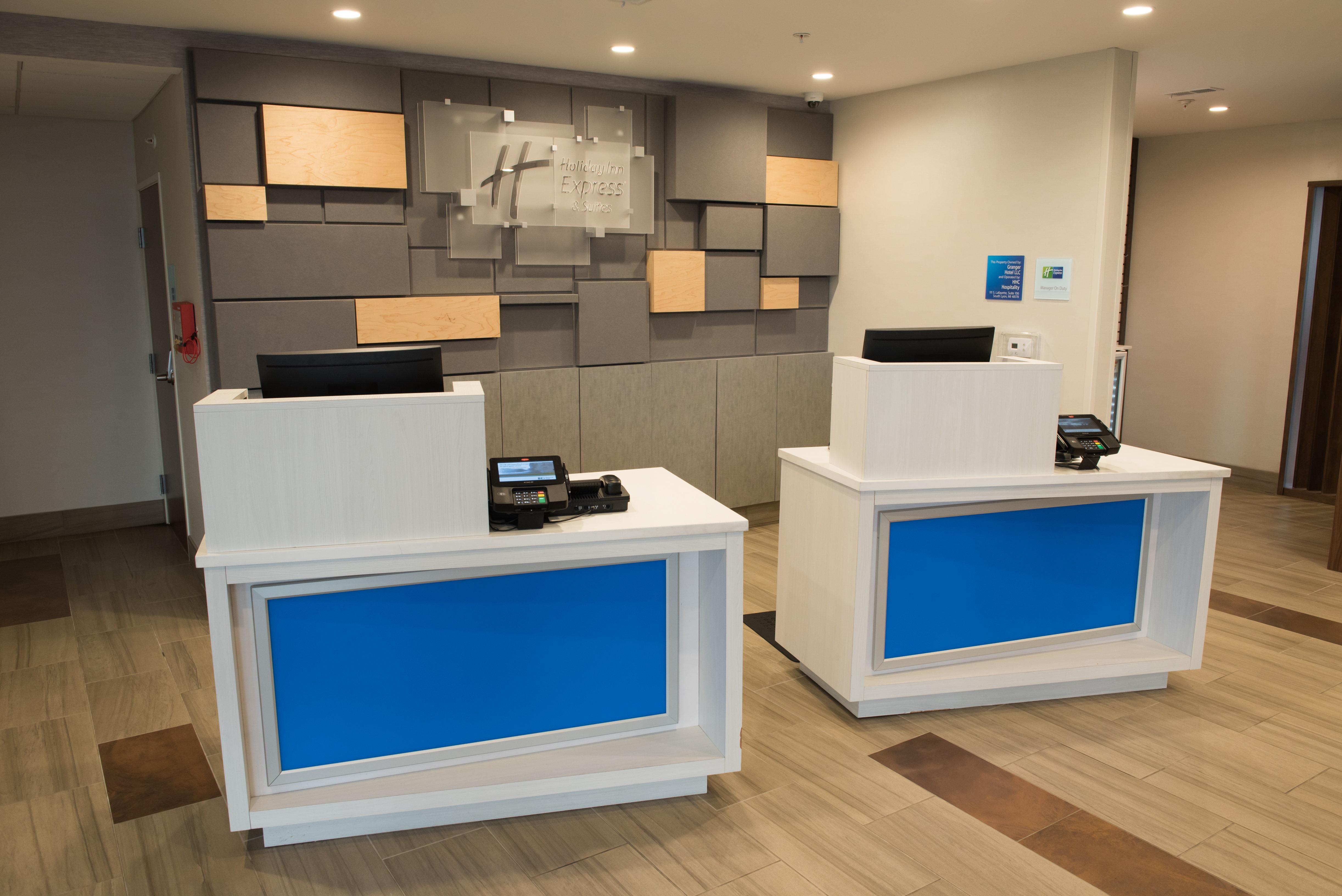 Holiday Inn Express & Suites - Dayton Southwest By Ihg Экстерьер фото